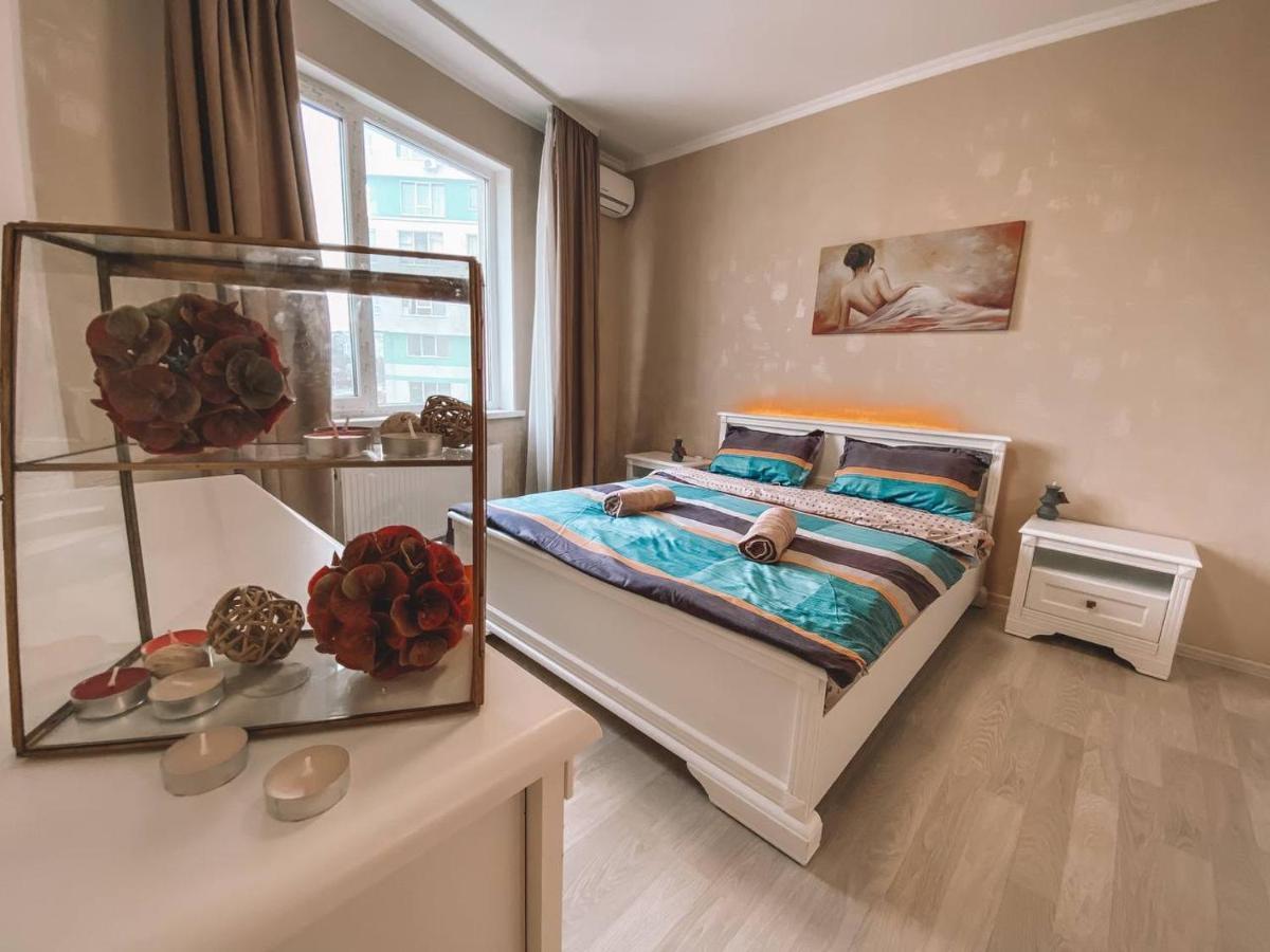 Luxury Sky Apartment キシナウ エクステリア 写真
