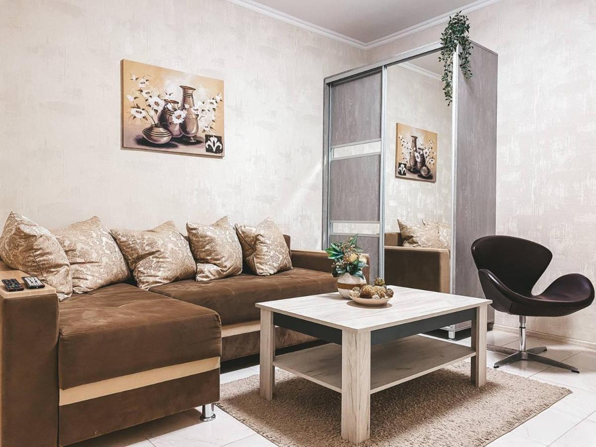 Luxury Sky Apartment キシナウ エクステリア 写真