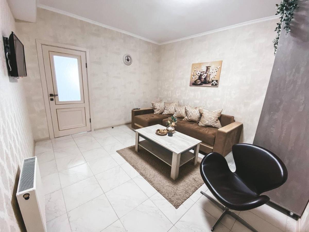 Luxury Sky Apartment キシナウ エクステリア 写真